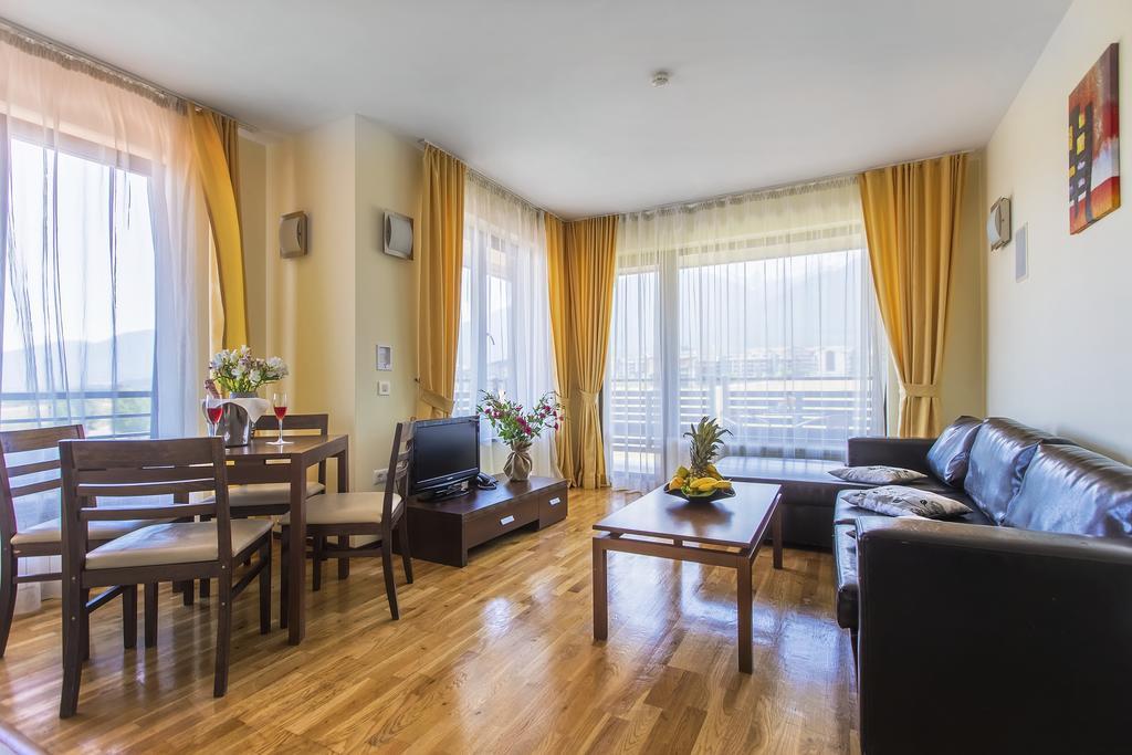 Murite Park Hotel Razlog Extérieur photo